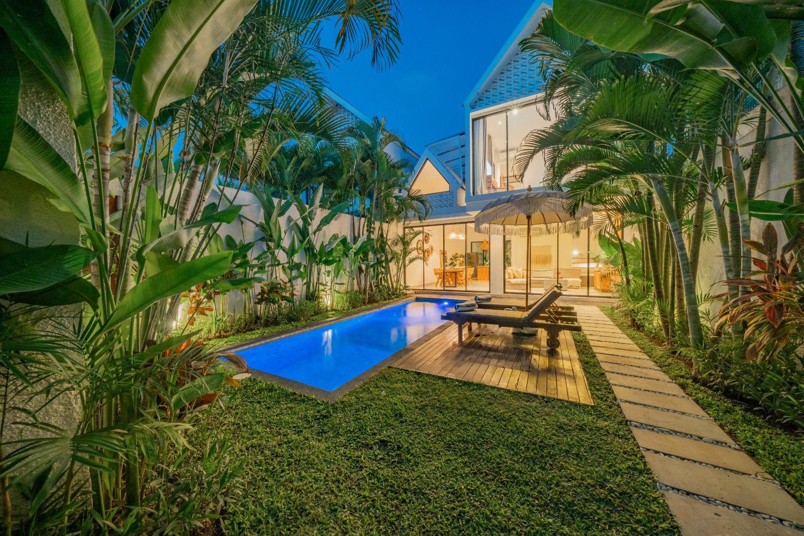 Modern 3 Bedroom Villa for Monthly & Yearly Rent in Berawa, Canggu — image 1
