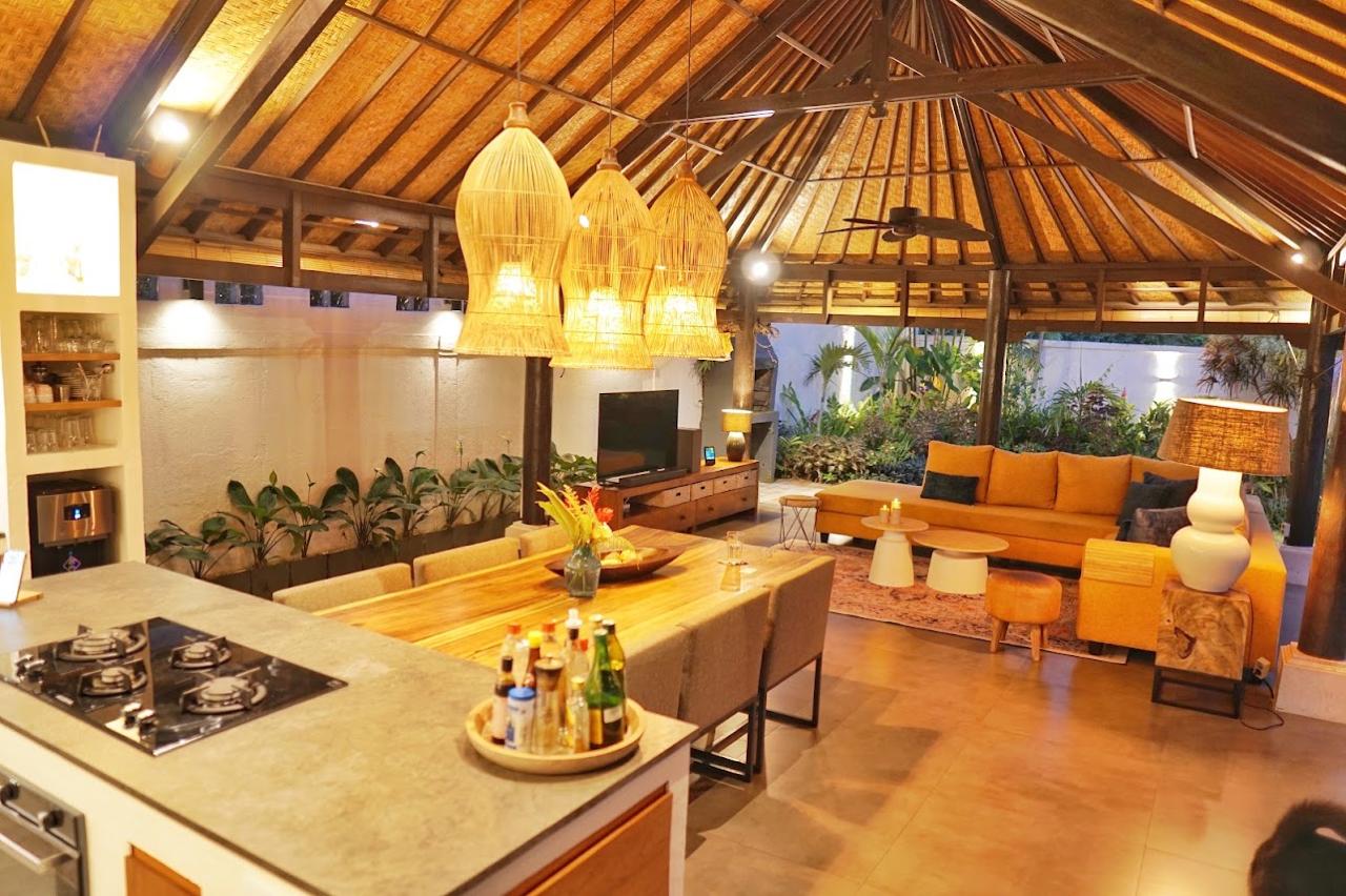 Tropical 3+1 Bedroom Family Villa for Yearly Rent in Bali — image 7