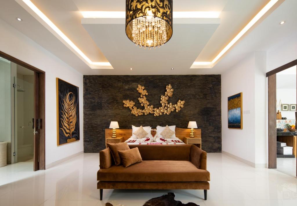 Romantic Poolside Hideaway 1 Bedroom Private Villa in Canggu — image 1