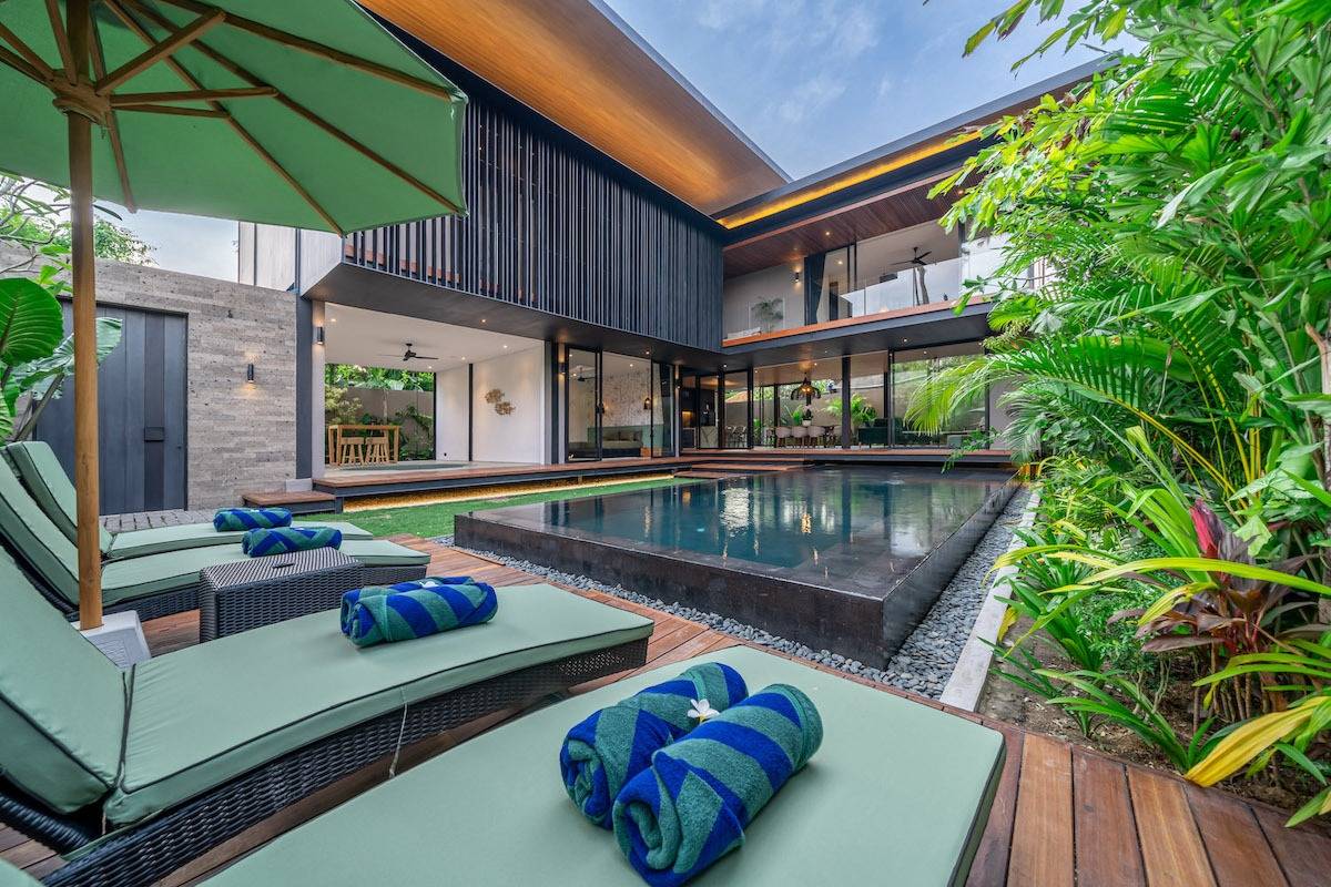Seminyak Villa 3971 — image 1