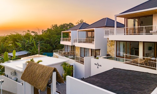 Luxury Canggu 1BR Suite | Sunkissed Pool & Sofabed in Canggu, Bali — image 1