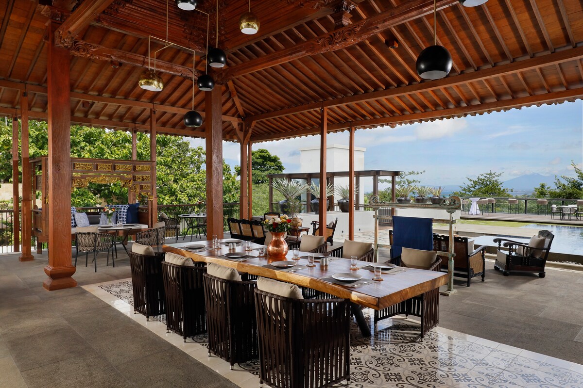 Traditional Joglo Retreat 10 Bedroom Private Villa in Jimbaran — image 6