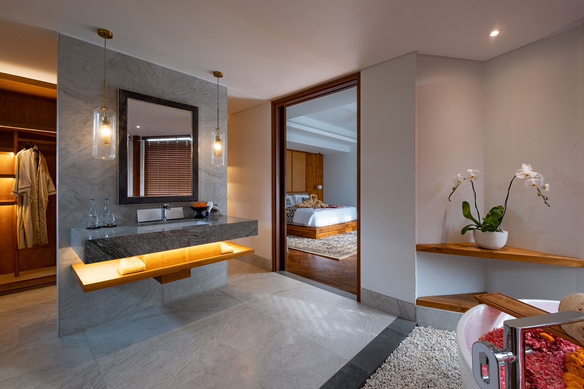 Echo Beach Dream 3 Bedroom Private Villa in Canggu — image 2