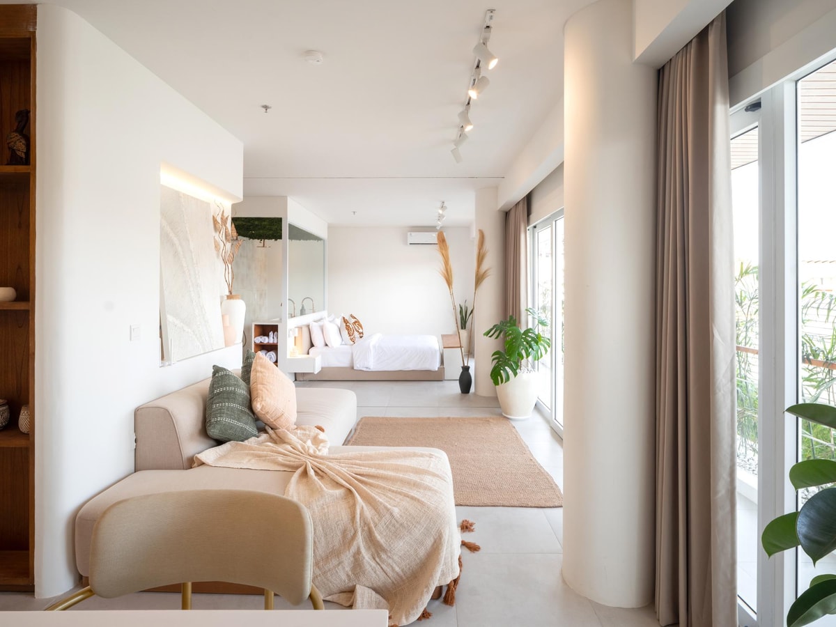 1BR Stylish Suite in Berawa, Canggu in Badung Regency, Bali — image 17