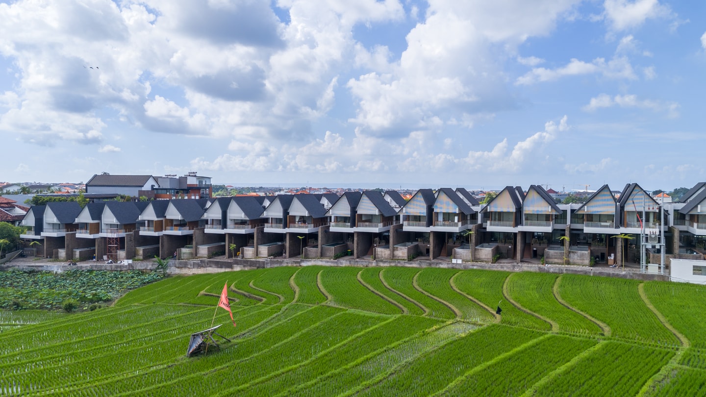 Tamora - 3BR Villa with Paddy View Pool, Canggu in Pererenan, Bali — image 9
