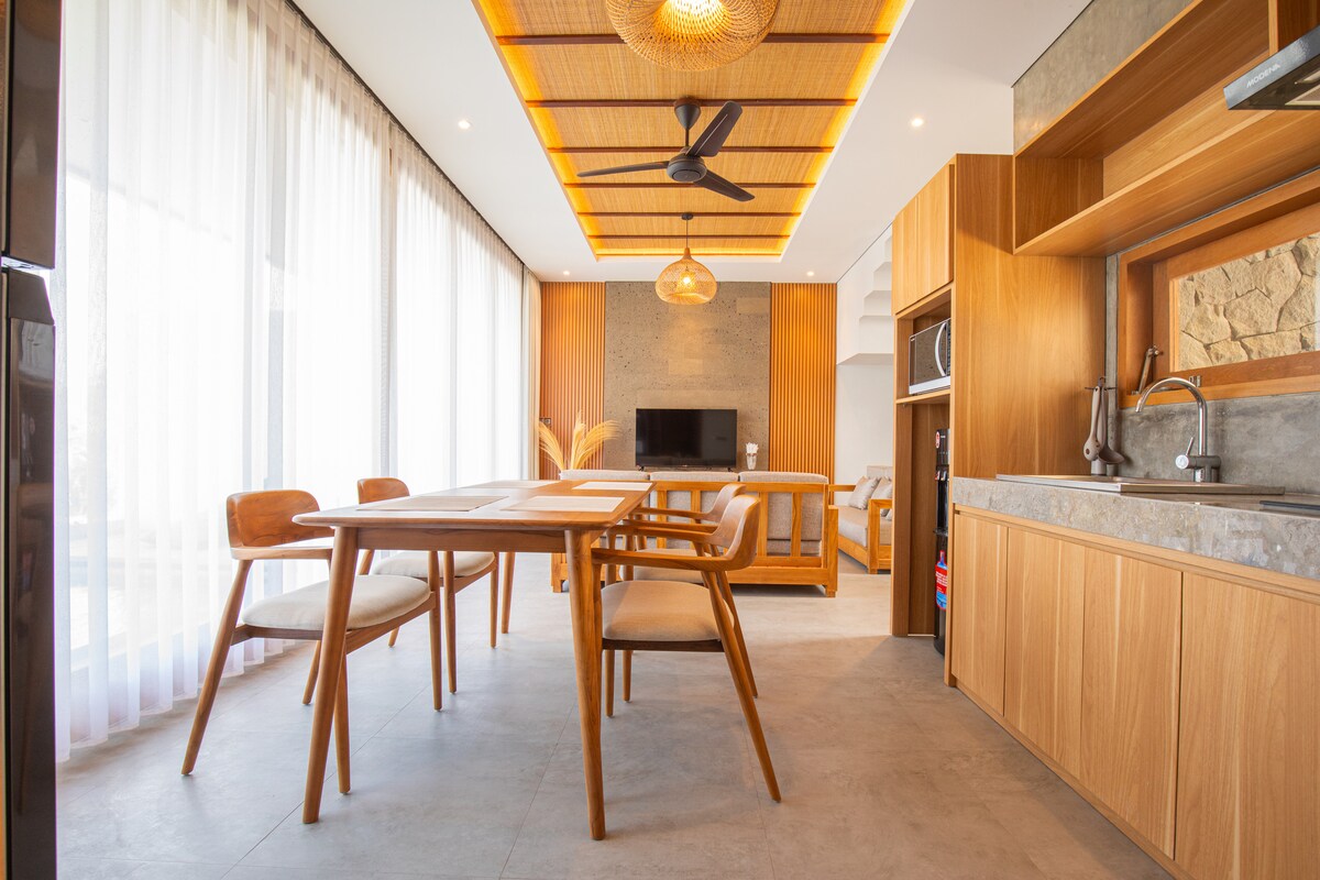 Coastal Surf Escape 2 Bedroom Private Villa in Canggu — image 7