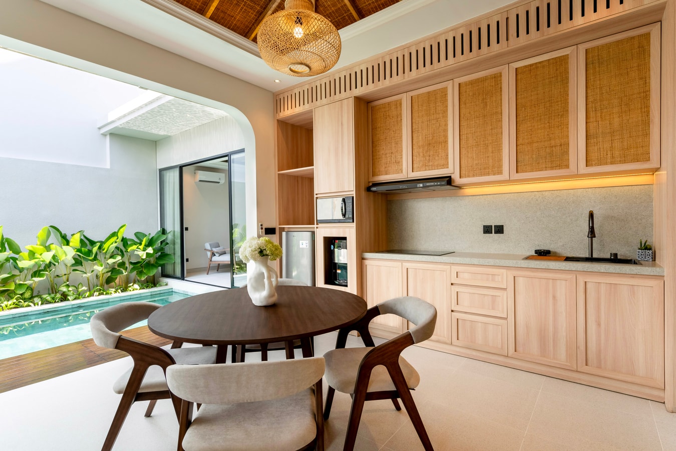 1BR Berawa Villa | Private Pool, Bathtub & Pergola in Canggu, Bali — image 5