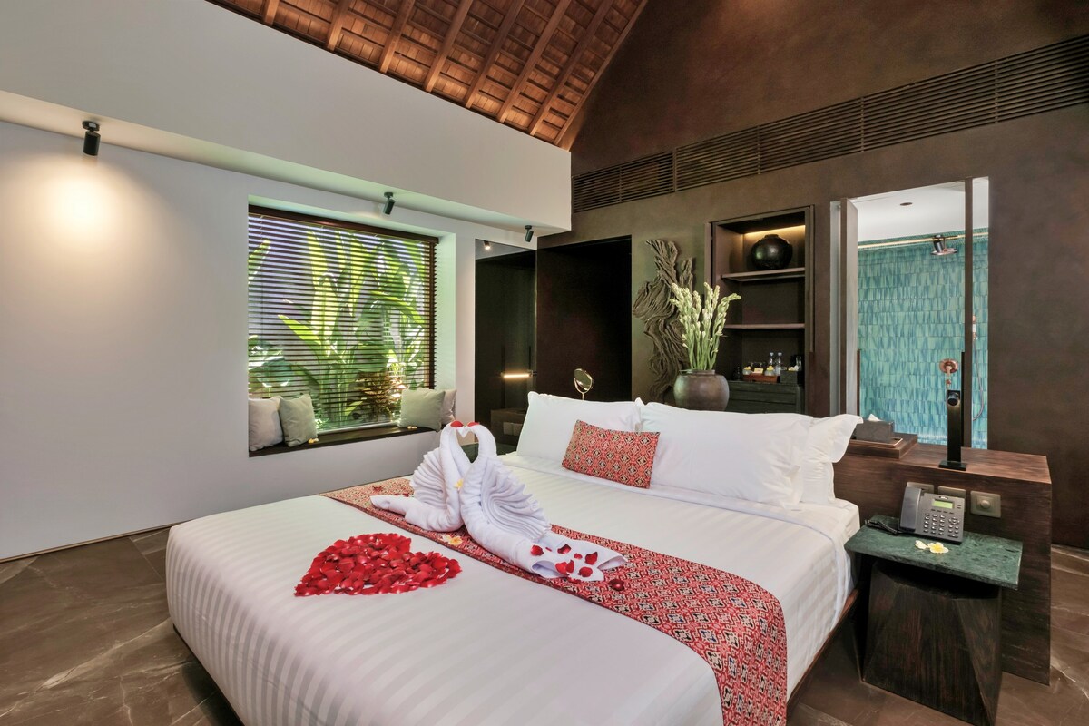 Central Honeymoon Escape Private Villa in Ubud — image 3