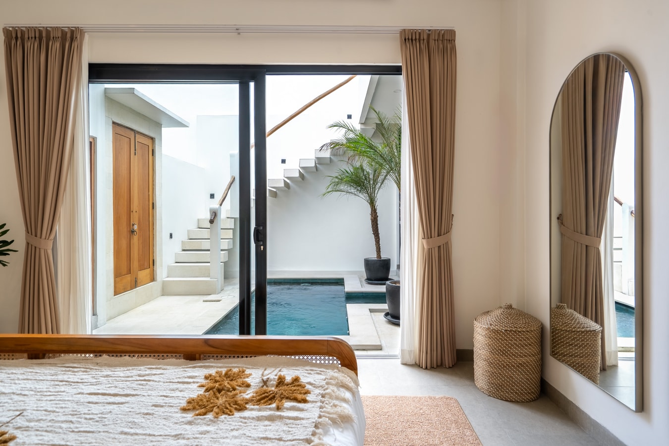 Enaya - Pool, Rooftop Villa, Near Pererenan Beach in Canggu, Bali — image 7