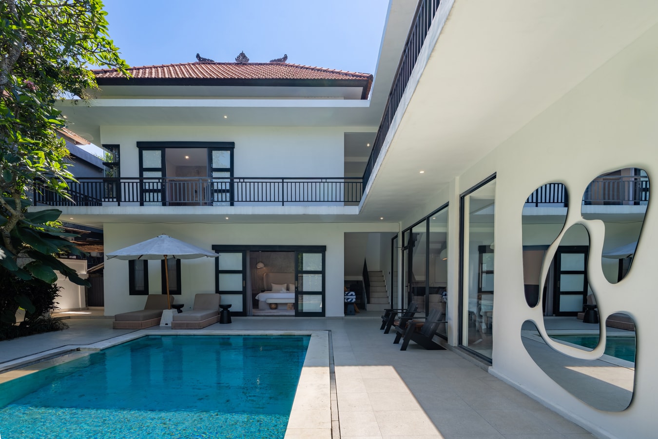 Canggu Designer 3BR Villa - Private Pool & Balcony in Pererenan, Bali — image 15