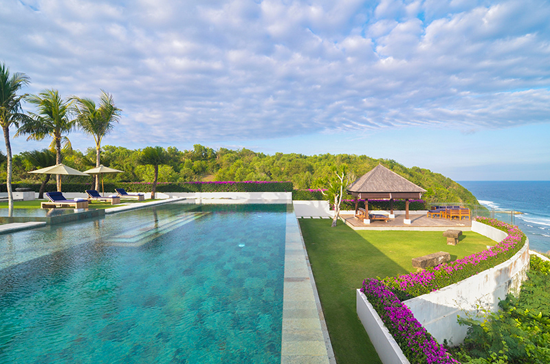 VILLA SURGA ONE in Ungasan — image 2