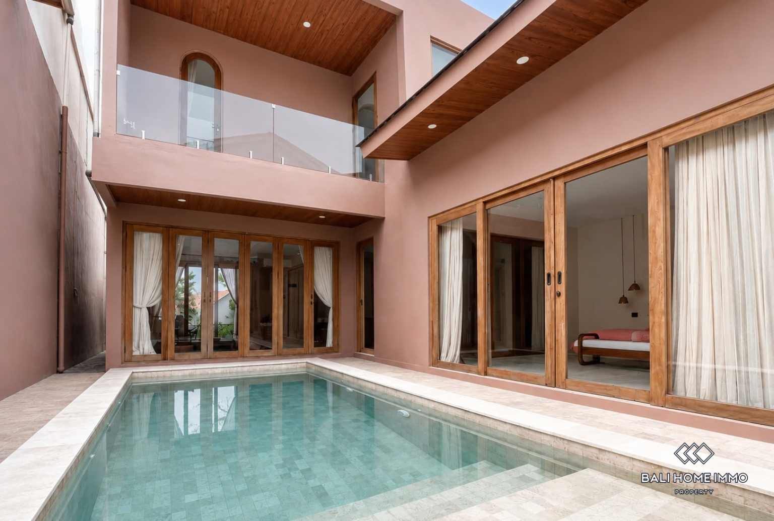BEAUTIFUL 2 BEDROOMS VILLA FOR YEARLY RENTAL IN ULUWATU - BALANGAN
