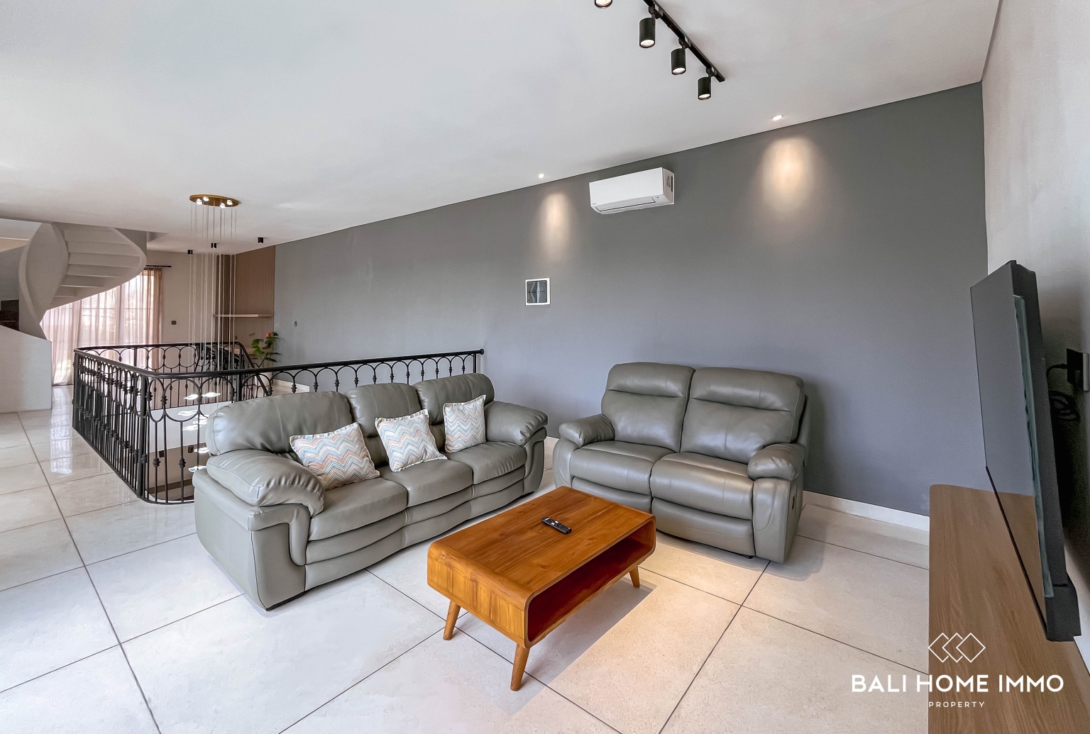 BEAUTIFUL 3 BEDROOMS VILLA FOR MONTHLY & YEARLY RENTAL IN UNGASAN — image 5