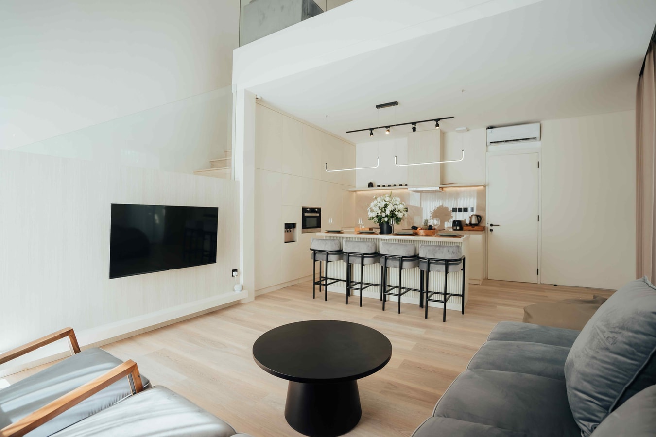 Canggu Retreat 2BR Villa | Private Pool, Prime Loc in Canggu, Bali — image 11