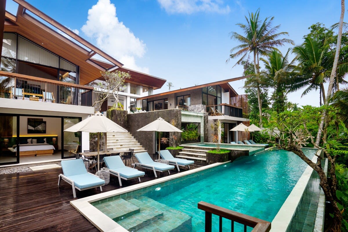 Infinity-Pool Villa · 6BR · Ubud — 6BR Villa Rental in Ubud