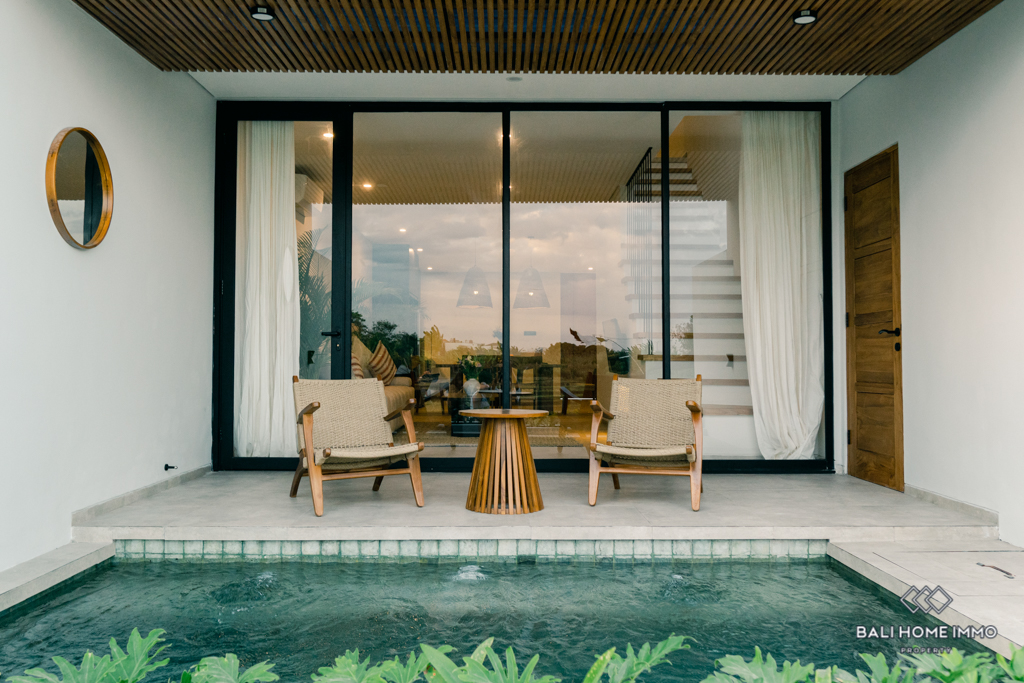Brand new 2 Bedroom Villa with rice field view For Rental in Batu Bolong Canggu — image 1