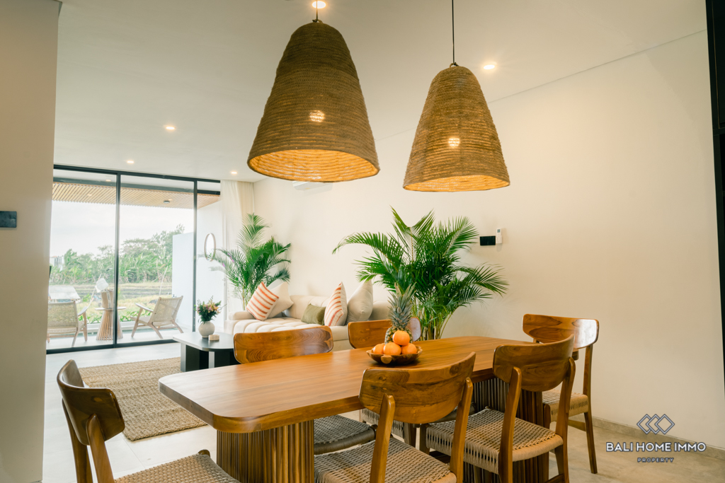 Brand new 2 Bedroom Villa with rice field view For Rental in Batu Bolong Canggu — image 5