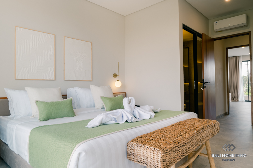 Brand new 2 Bedroom Villa with rice field view For Rental in Batu Bolong Canggu — image 14