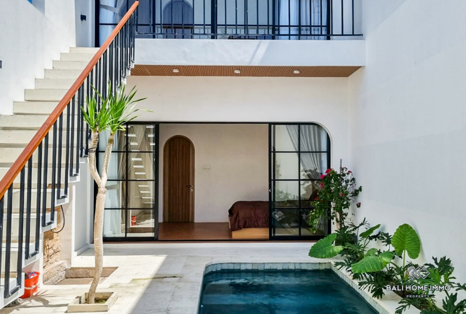 Brand New 2 Bedroom Villa for Yearly Rental in Bali Canggu Residential Side — image 1