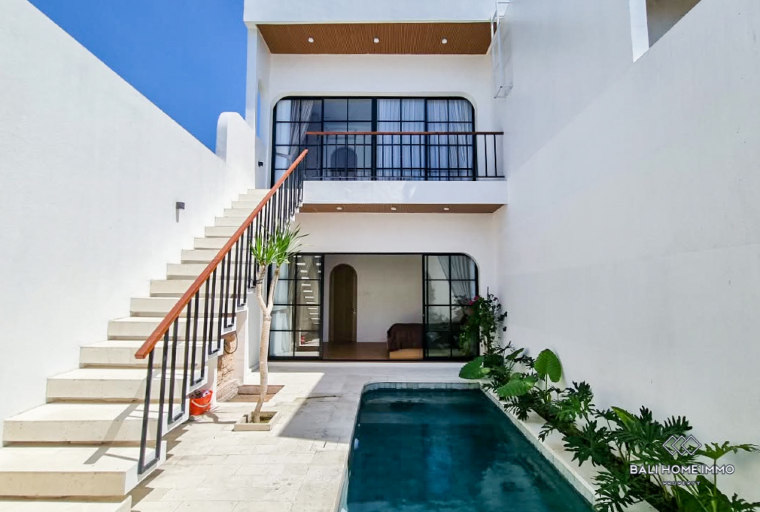 Brand New 2 Bedroom Villa for Yearly Rental in Bali Canggu Residential Side — image 2