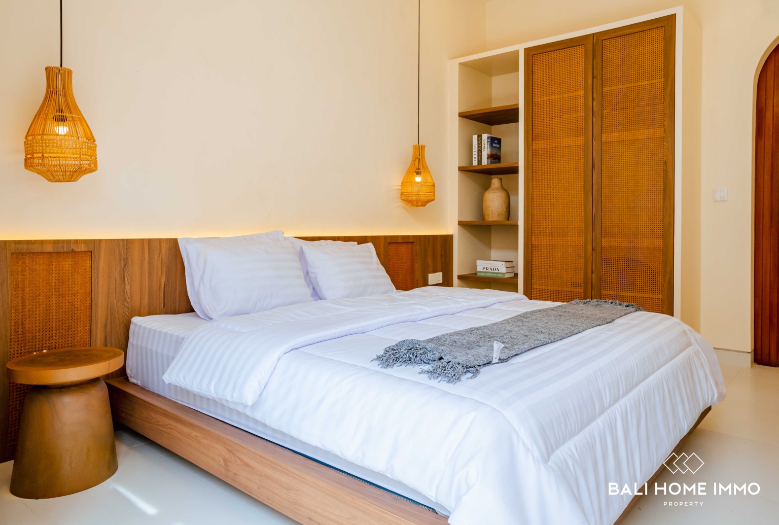 BRAND NEW 2 BEDROOMS VILLA FOR MONTHLY AND YEARLY RENT BALI - UNGASAN — image 14