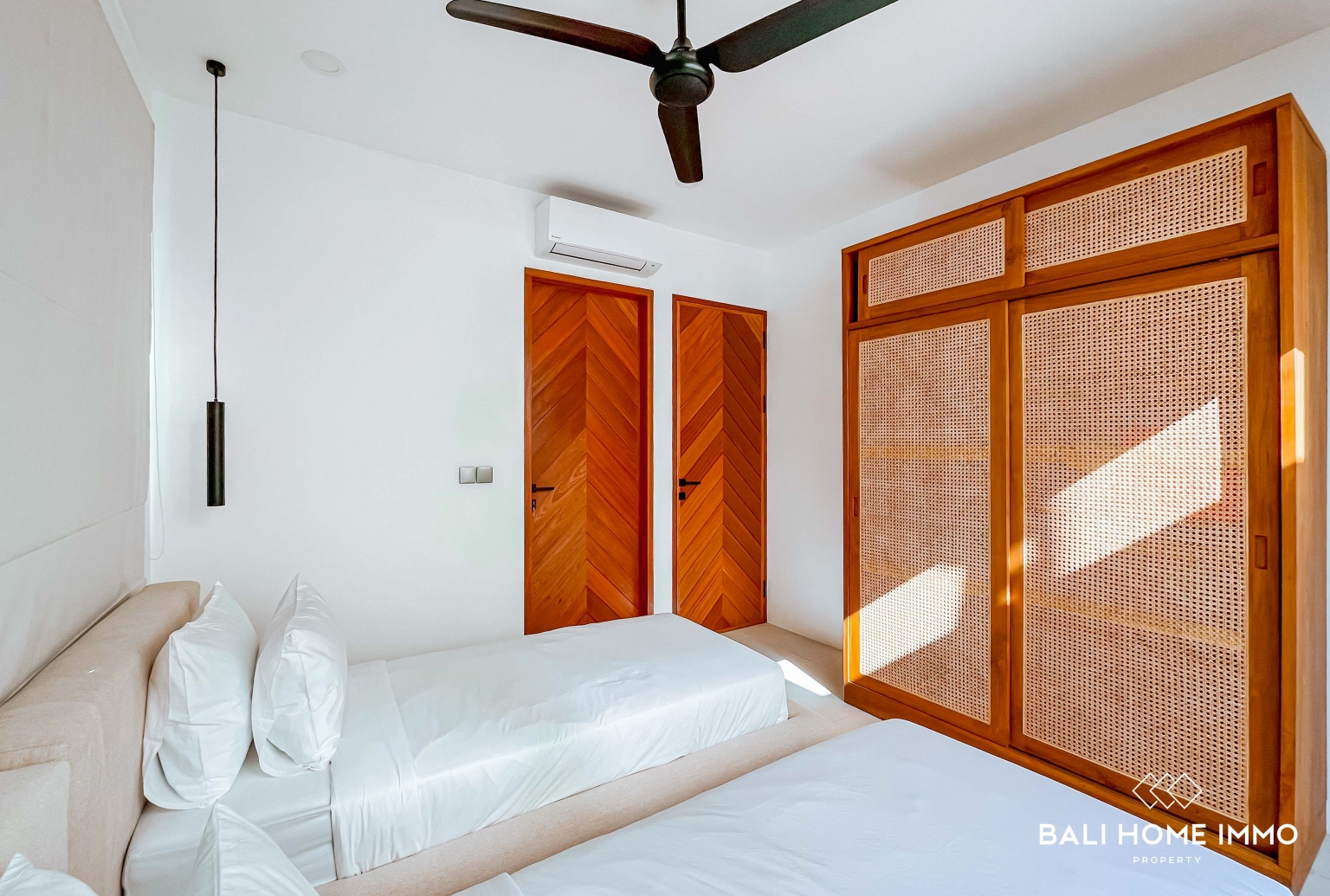 BRAND NEW 3 BEDROOMS VILLA FOR YEARLY & MONTHLY RENTAL IN UNGASAN — image 17