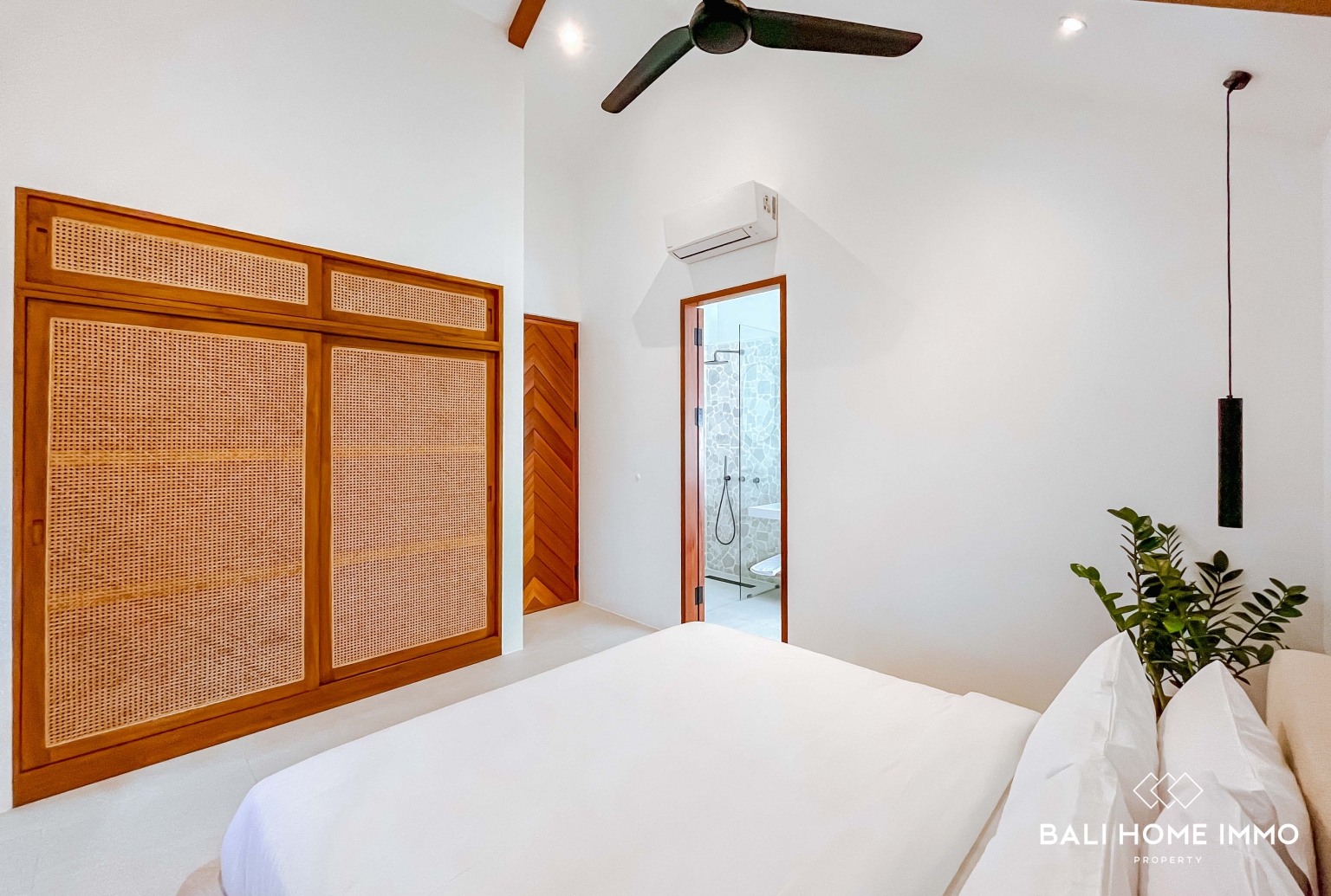 BRAND NEW 3 BEDROOMS VILLA FOR YEARLY & MONTHLY RENTAL IN UNGASAN — image 10