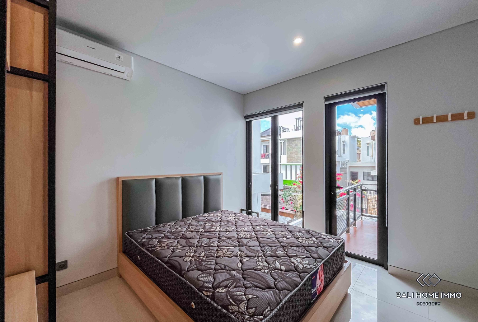 BRAND NEW 3 BEDROOMS VILLA FOR YEARLY & MONTHLY RENTAL IN WEST UNGASAN — image 9