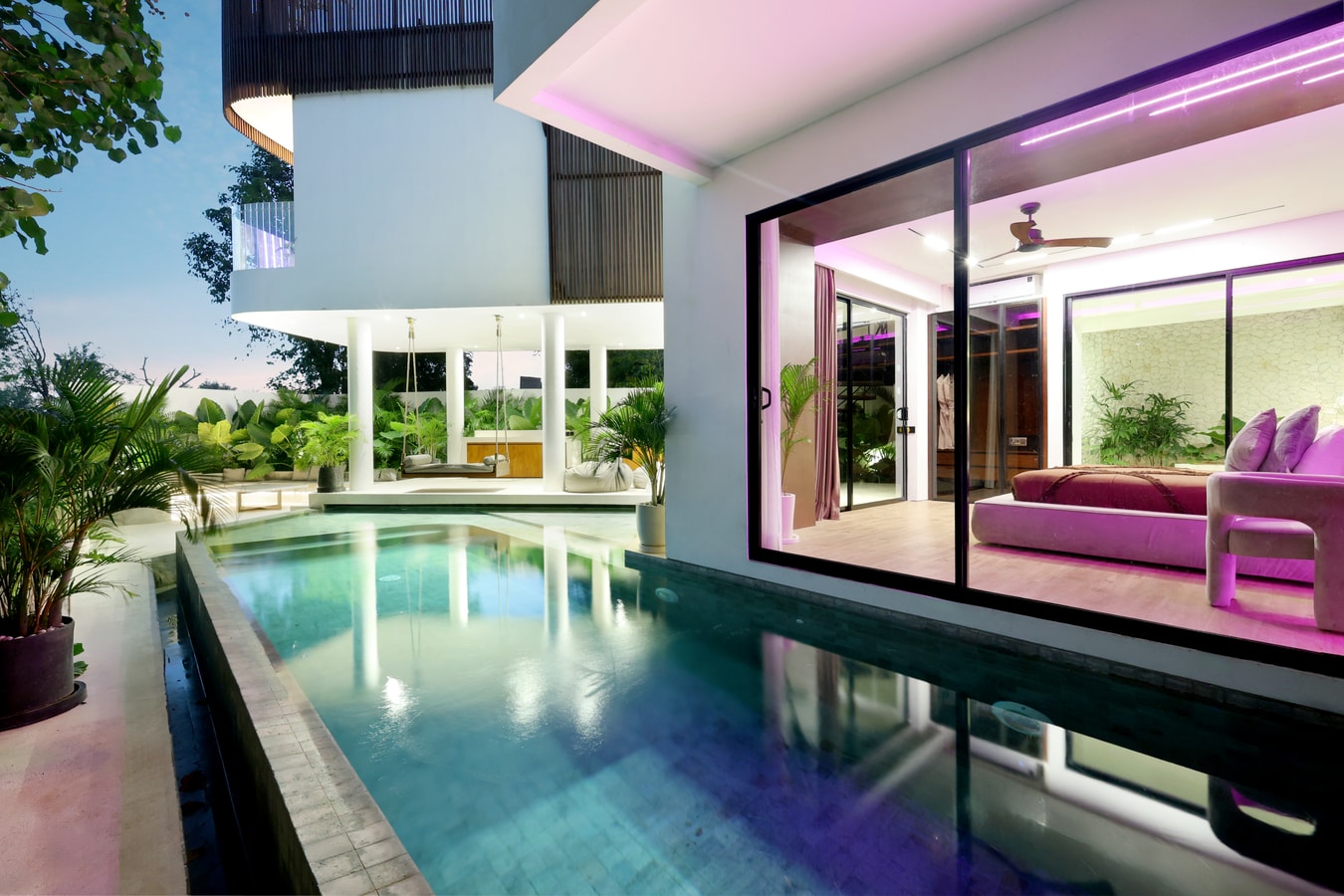 5 BR: Spacious Villa surrounding by rice fields in Canggu, Bali — image 17