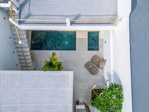 Modern Canggu 2BR Tropical Villa | Pool & Rooftop in Canggu, Bali — image 8