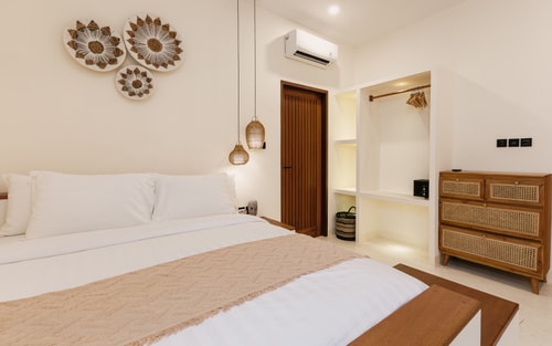 Seffalas B - 3 Bedroom Rooftop Villa Pool, Umalas in Canggu, Bali — image 6