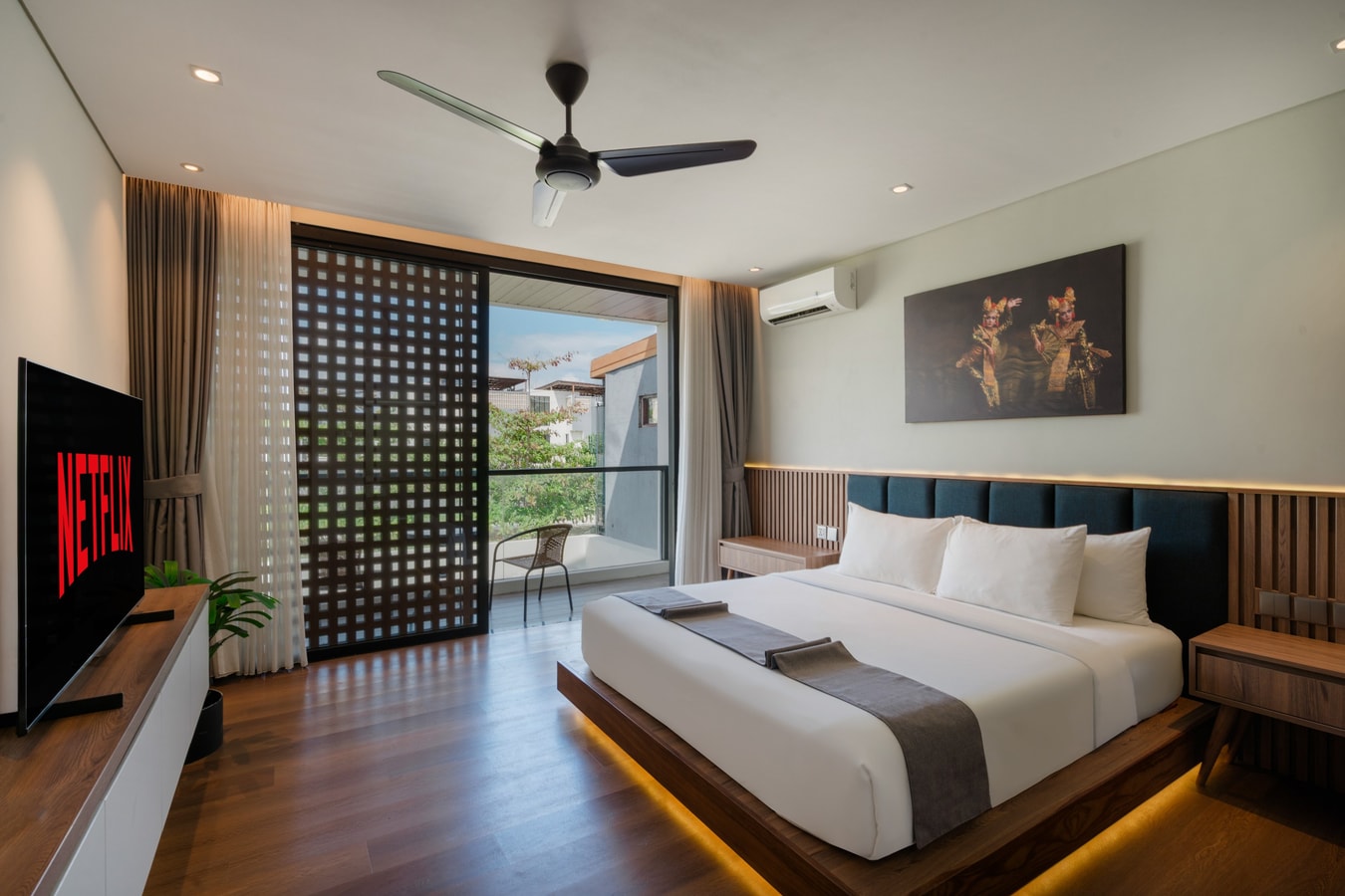 Evita - Pool Villa with Garden Balcony, Berawa in Canggu, Bali — image 7