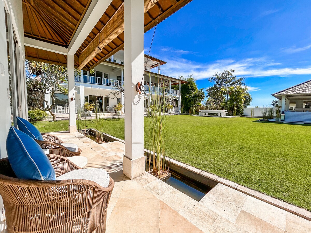 The Backyard Bingin — 10BR Villa Rental in Uluwatu — image 1