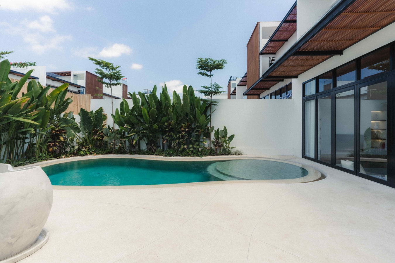 Canggu Luxury-Modern 3BR Villa | Pool & Rooftop in Canggu, Bali — image 13