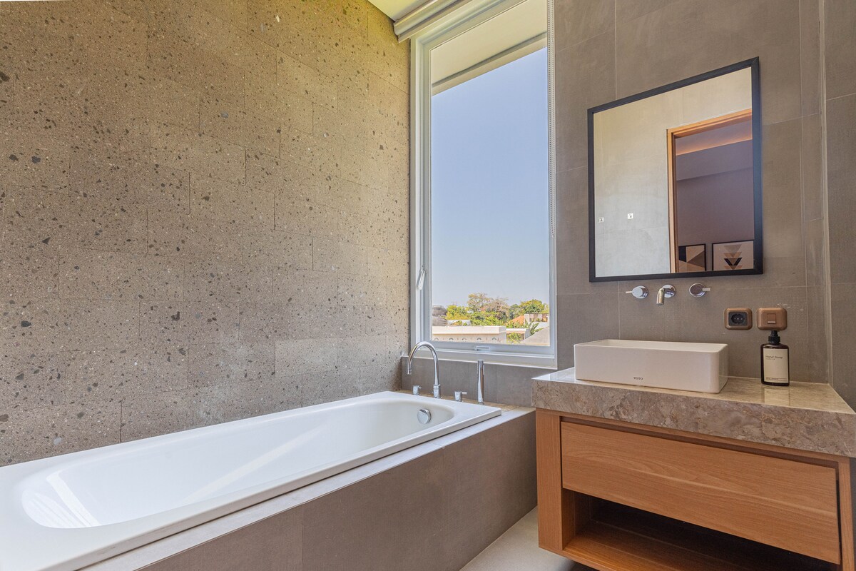 Coastal Surf Escape 2 Bedroom Private Villa in Canggu