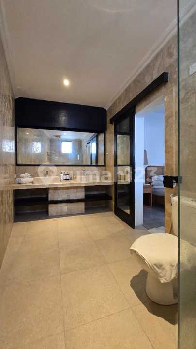 3-Bedroom Villa in Kerobokan with Swimming Pool and Wifi, 6 Minutes to SLK School — image 12