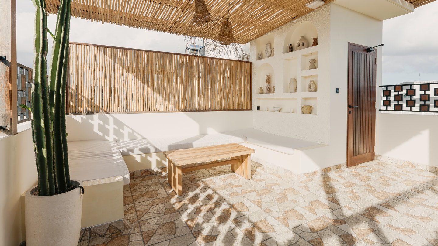 Seffalas B - 3 Bedroom Rooftop Villa Pool, Umalas in Canggu, Bali — image 9