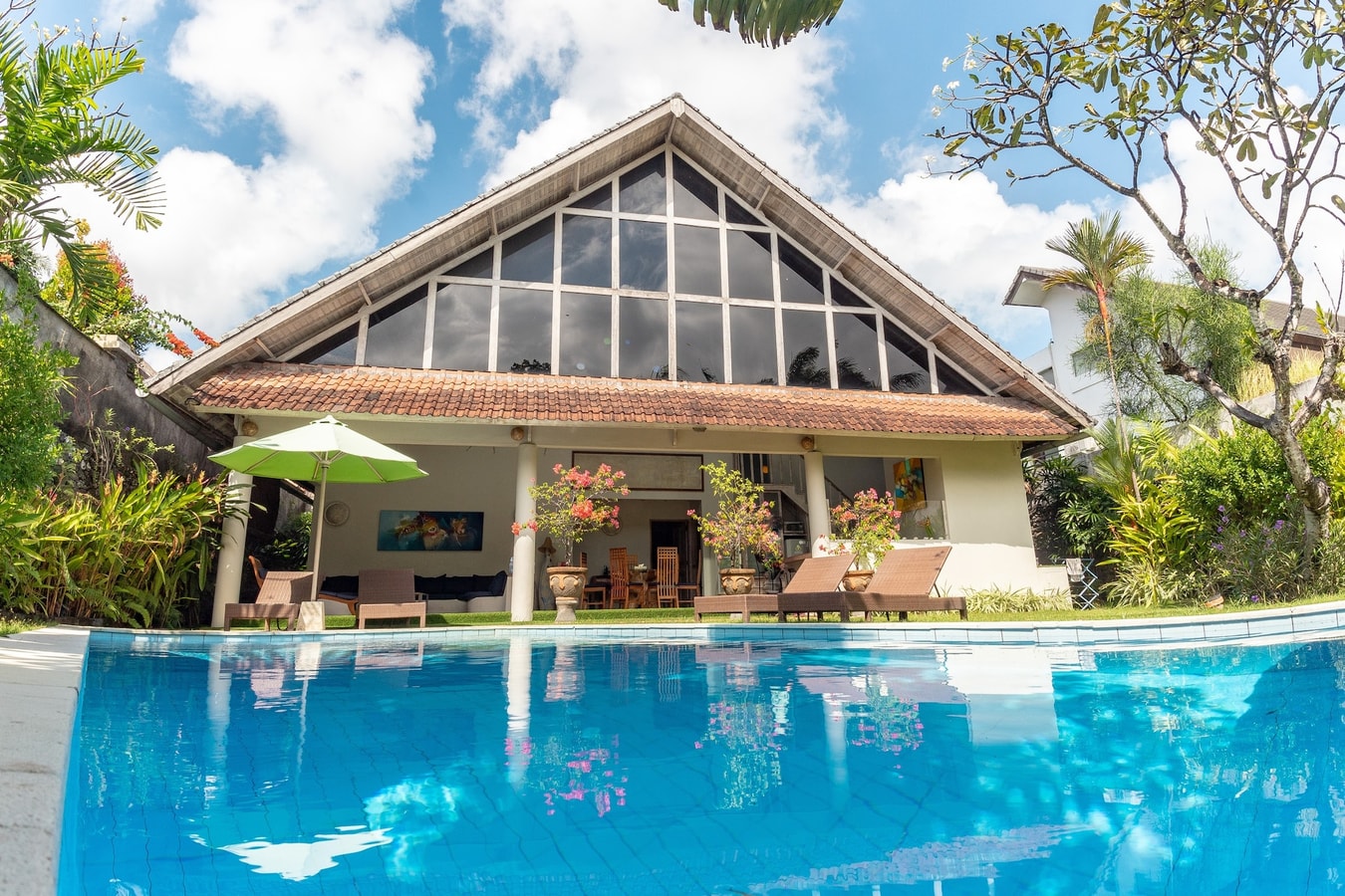 Raquel - 3BR Villa with Pool, Seminyak in Seminyak, Bali