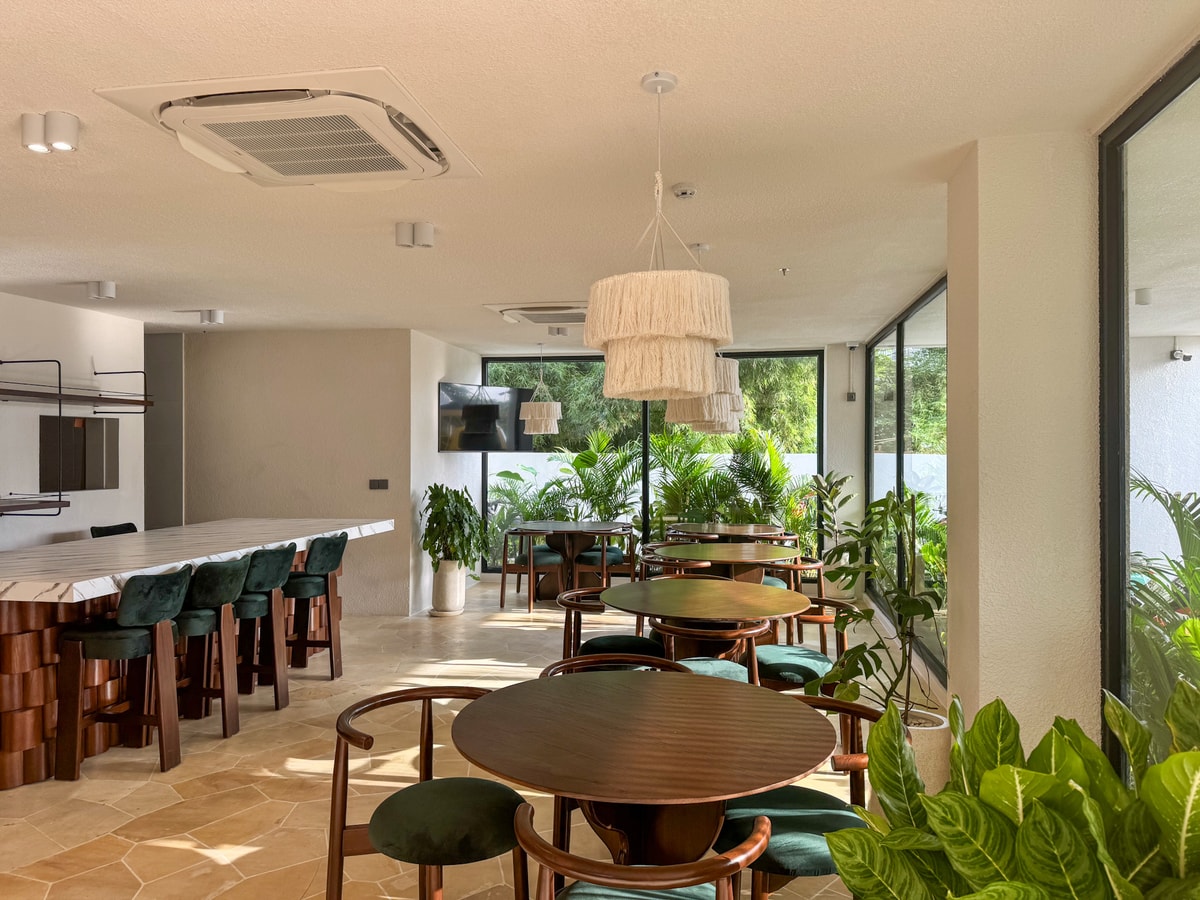 1BR Chic Canggu | Oceanview Rooftop Gym & Pool in Canggu, Bali — image 11