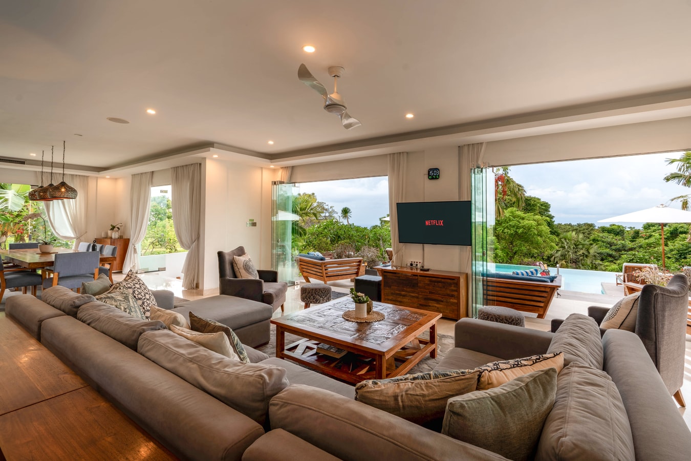 KaliBali - 5BR with Gym and Mini Golf, Uluwatu in Ungasan, Bali — image 7