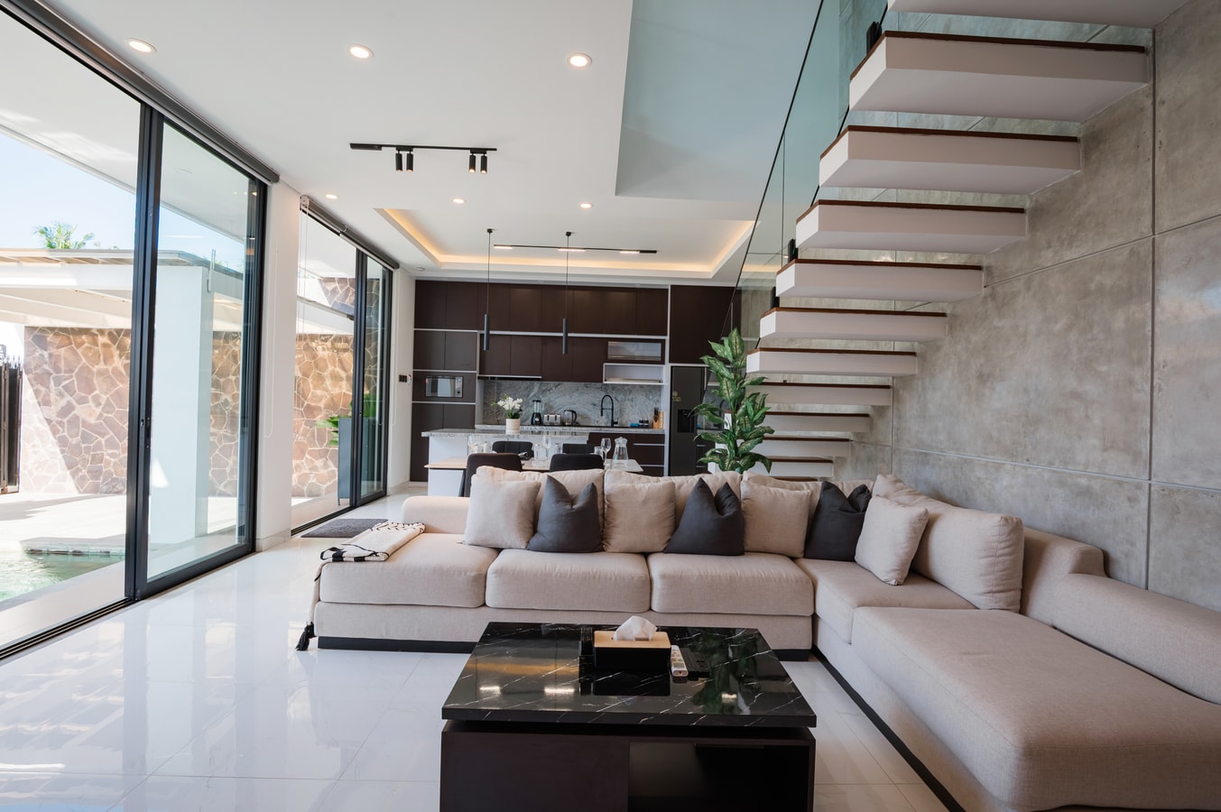 Sky Beach Villa - 2BR with BBQ and Pool, Seseh in Canggu, Bali — image 5