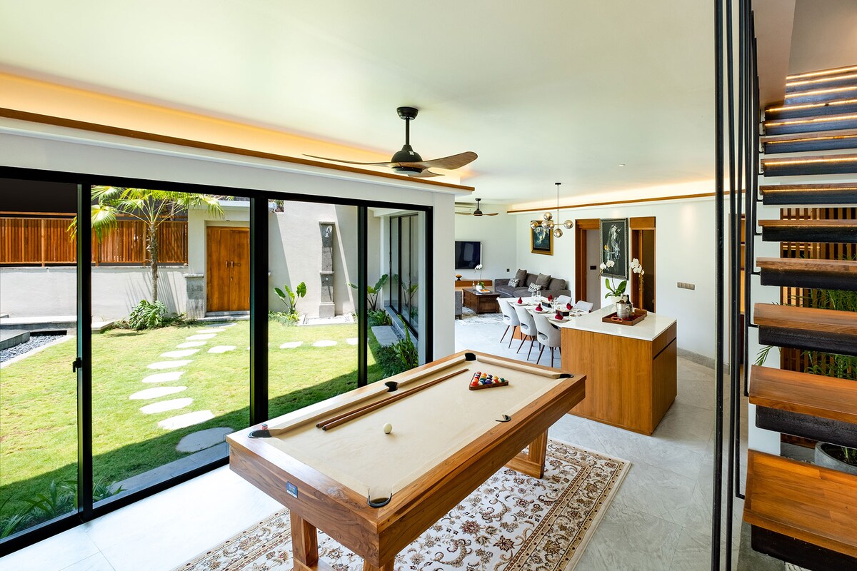 Echo Beach Dream 3 Bedroom Private Villa in Canggu