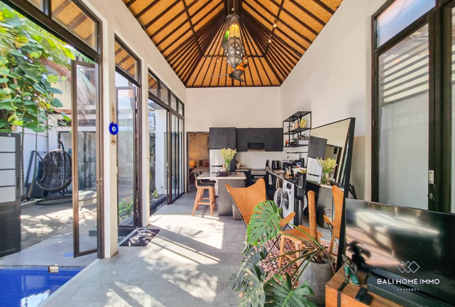 Charming 2 Bedroom Villa for Yearly Rental in Bali Umalas — image 5