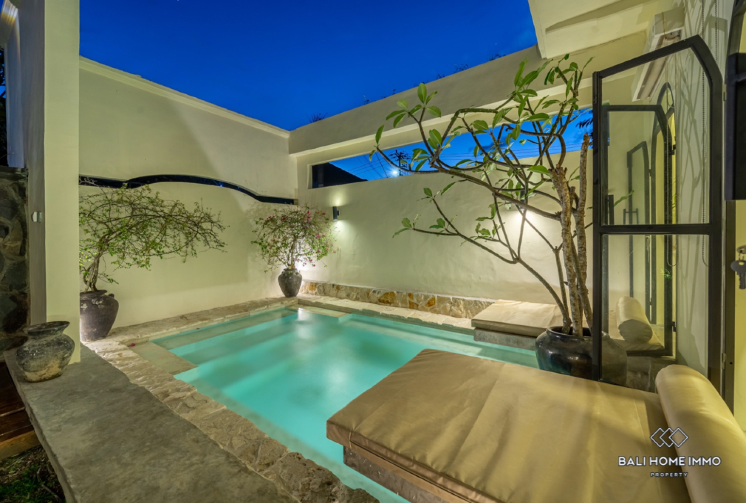 Charming 3 Bedroom Villa for Yearly Rental in Canggu Residential Side — image 12