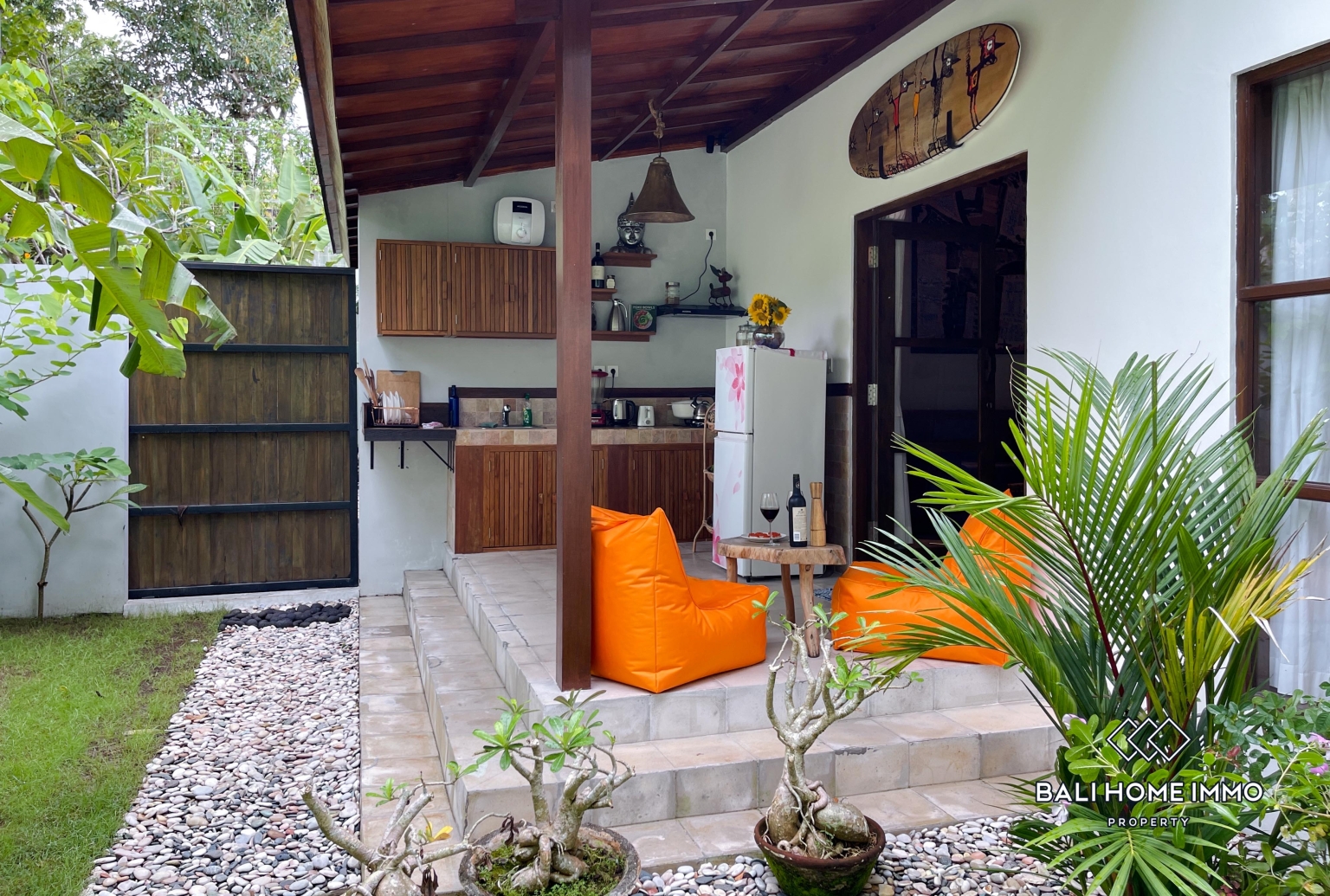 Charming Traditional 1 Bedroom Villa for Rent Near Bingin Beach — image 1