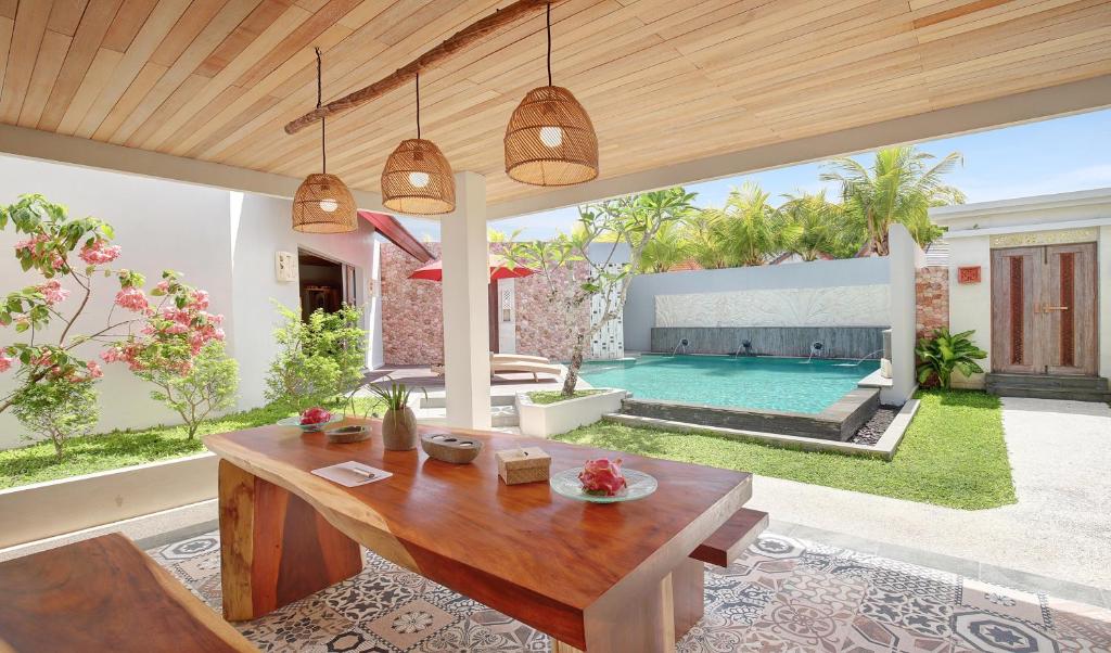 Brand New Luxe 1 Bedroom Private Villa in Jimbaran — image 3