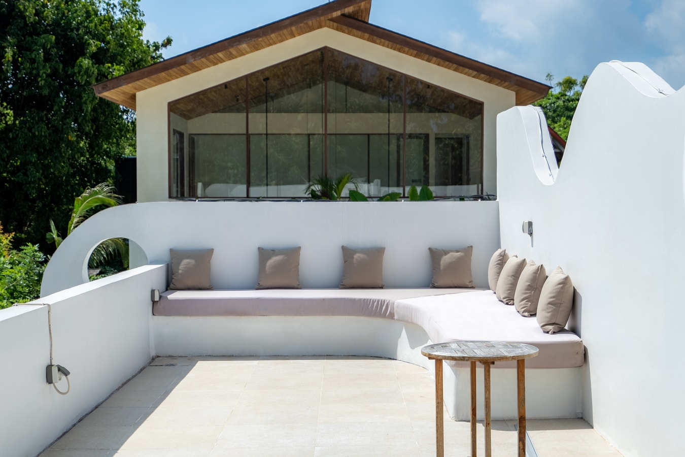2BR Uluwatu Villa: Pool & Sunset Deck | Near Beach in Ungasan, Bali — image 9