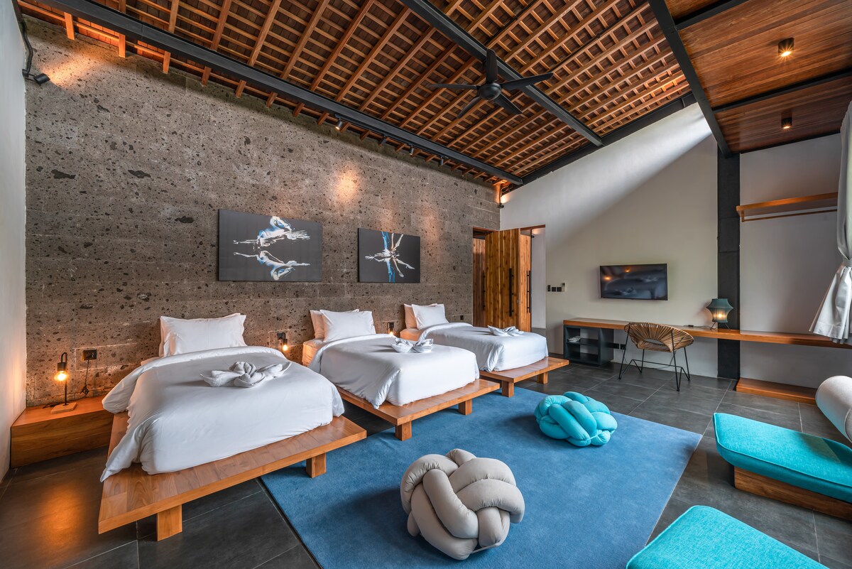 Yeh Gangga — 8BR Villa Rental in Pererenan — image 12