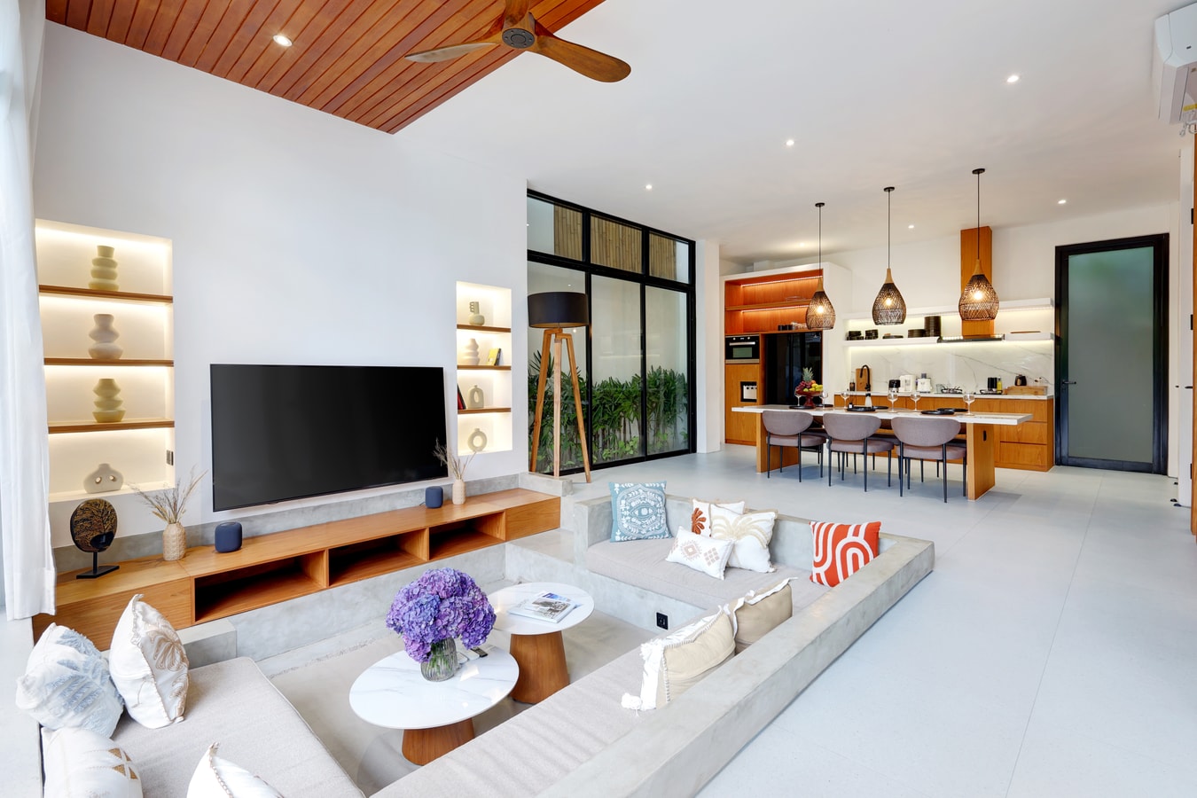 3BR: w/ Sunken living and Plunge Pool Rooftop #1 in Canggu, Bali — image 3