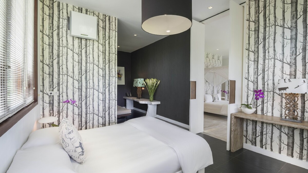 Expansive Luxury Estate 6 Bedroom Private Villa in Canggu — image 3